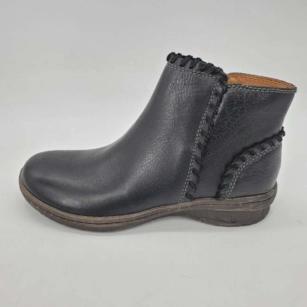 Comfortiva Shoes Womens Fallston Ankle Booties Black Leather Round Toe Zipper 6